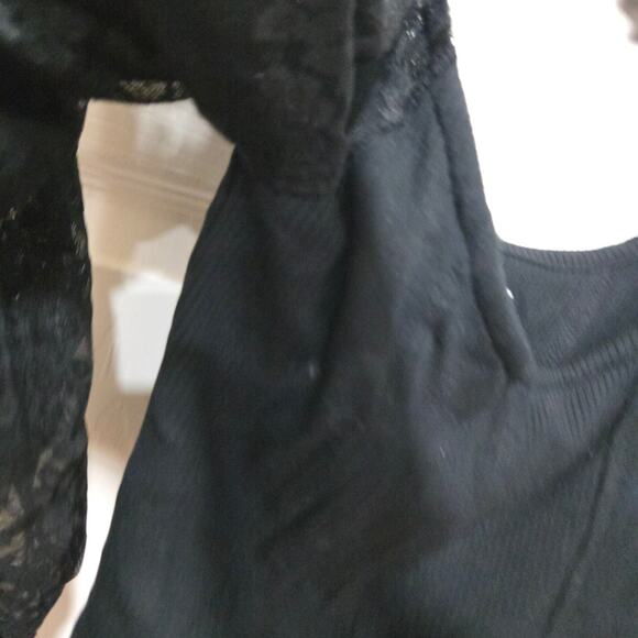 Urban Outfitters Lace Sleeve Ribbed Crop Top Small - Picture 8 of 8